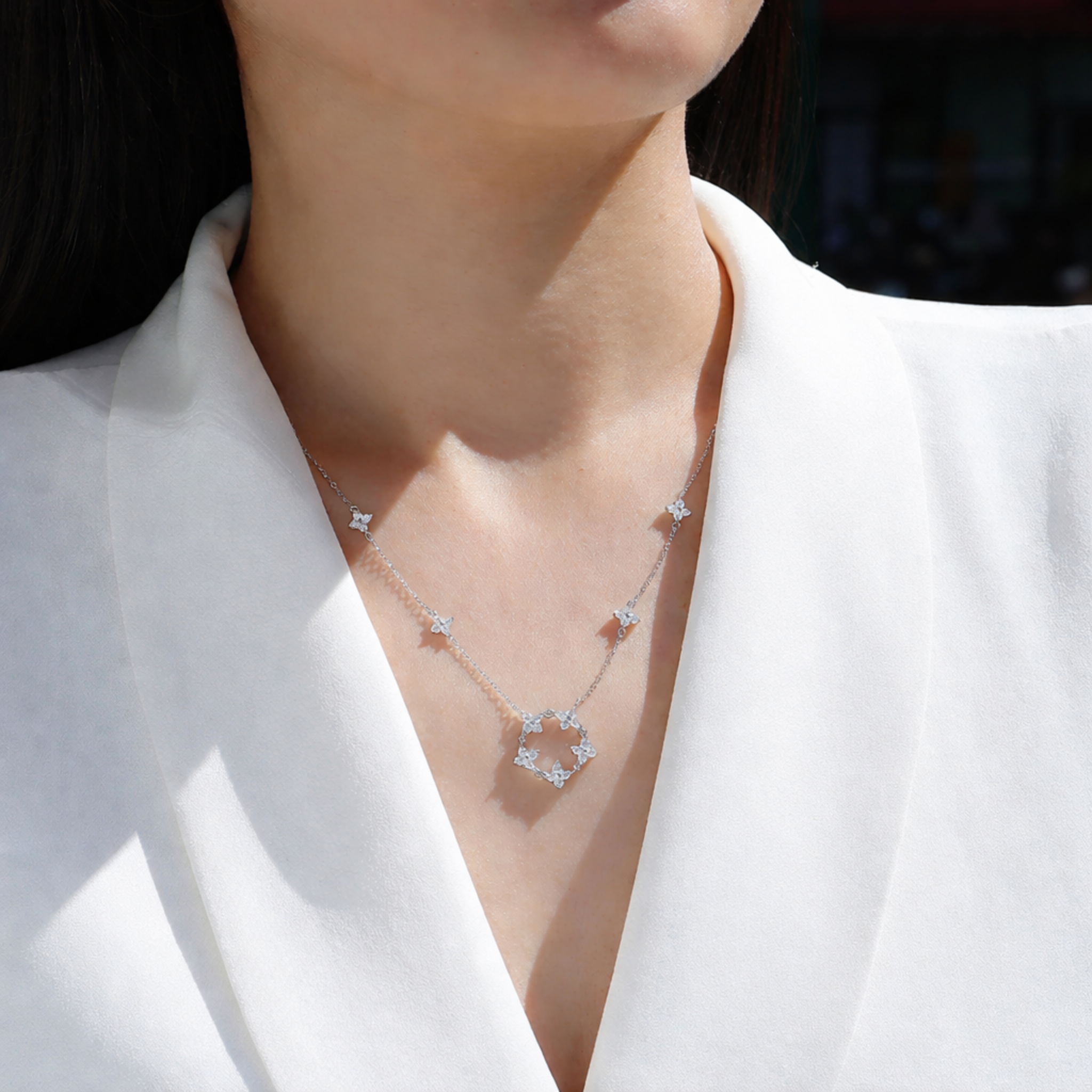 Flower Circle Necklace